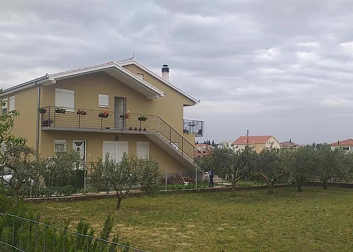 Apartment Botic Kaštela