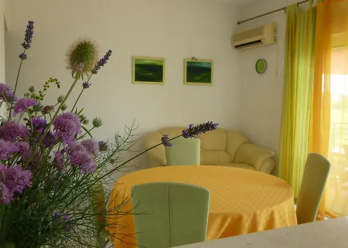 Apartment Botic Kaštela