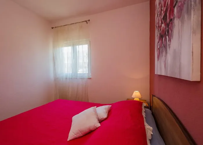 Botic Apartment