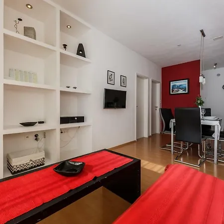 Apartament Botic