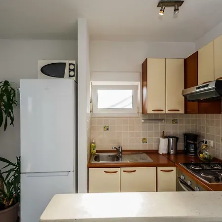 Botic Apartman *