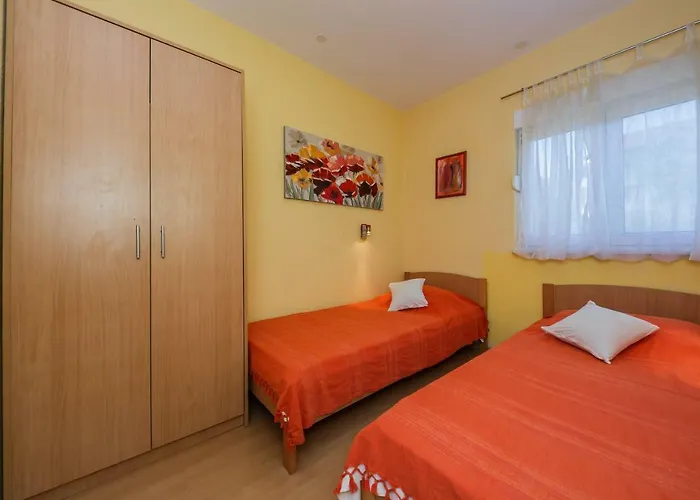Botic Apartament *